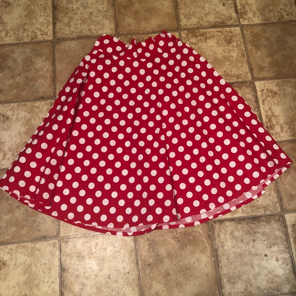 Size M Polka Dot Skirt
